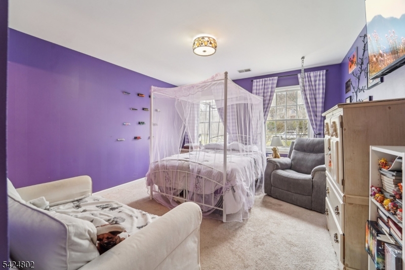 5 Megan Ter Property Photo 29