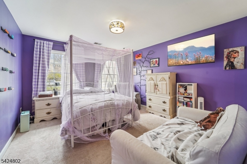 5 Megan Ter Property Photo 30
