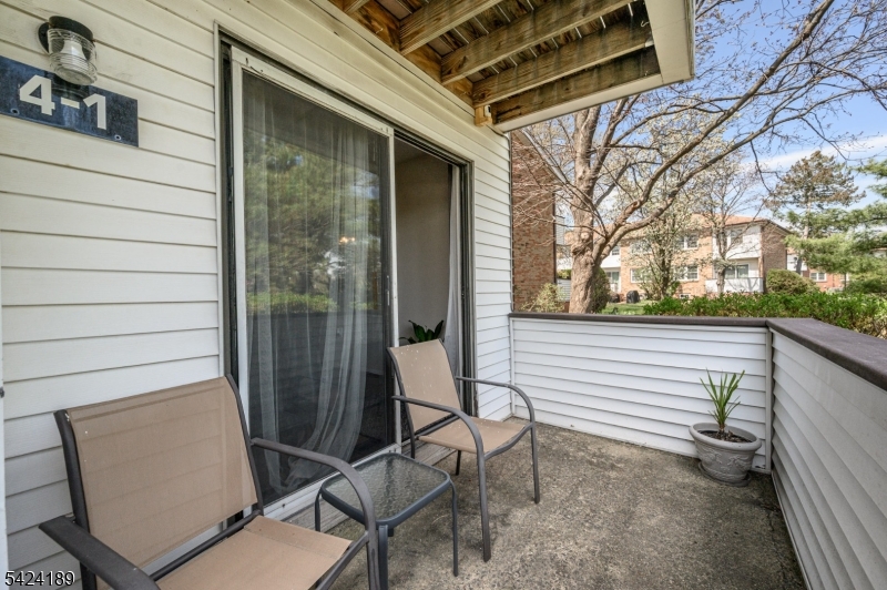 4 Cardinal Ln 1 Property Photo 15