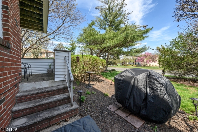4 Cardinal Ln 1 Property Photo 27
