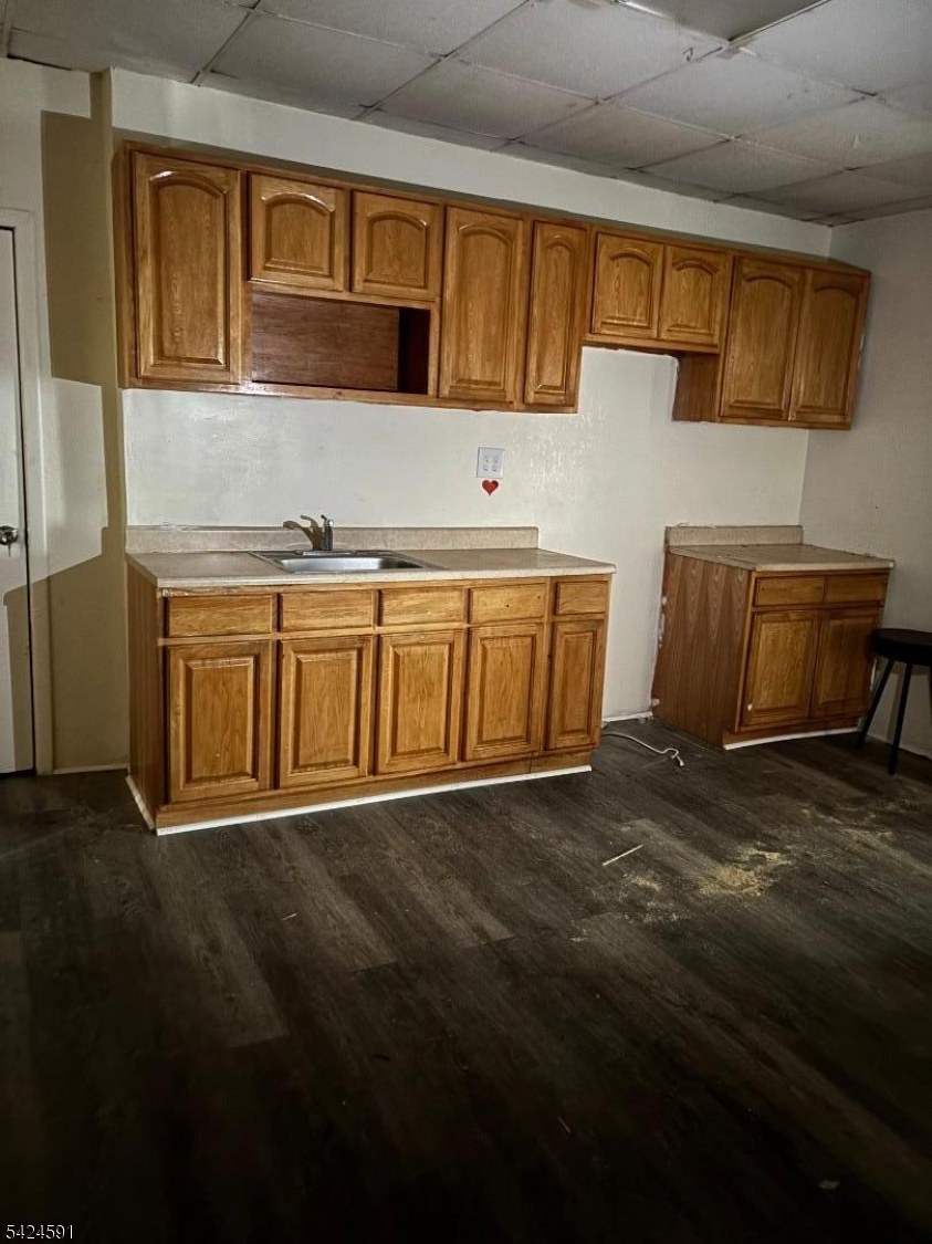 608 Main St Property Photo 7