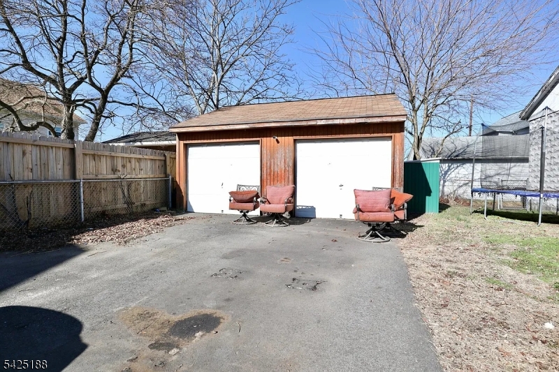 929 Bordentown Rd Property Photo 4