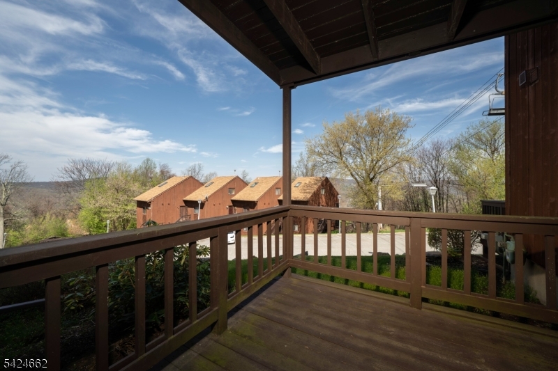 4 Red Lodge Dr 3 Property Photo 5