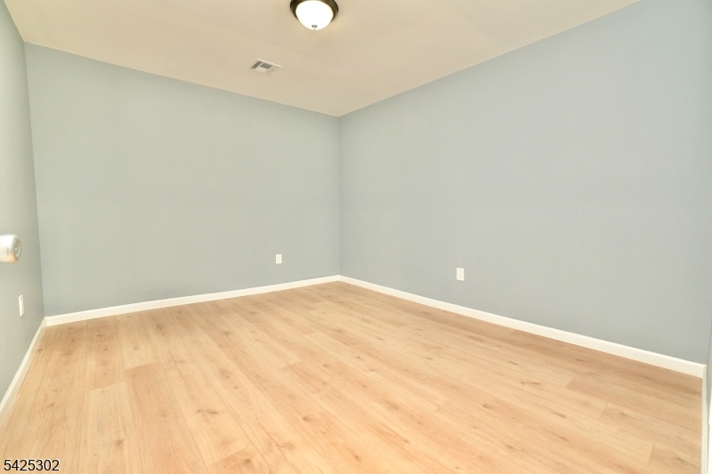 678 Highland Ave Property Photo 28