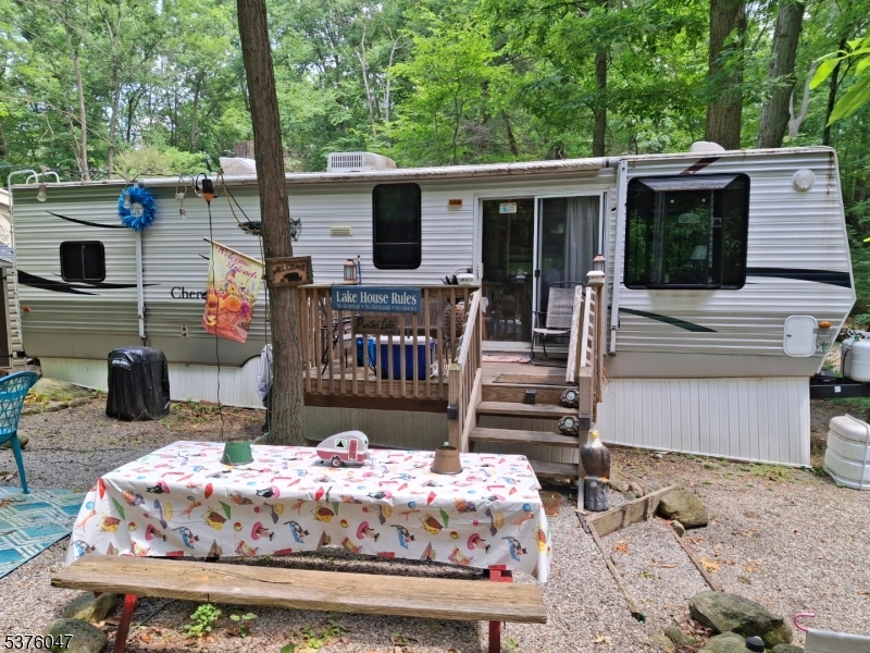 1 Pine Park Property Photo 1