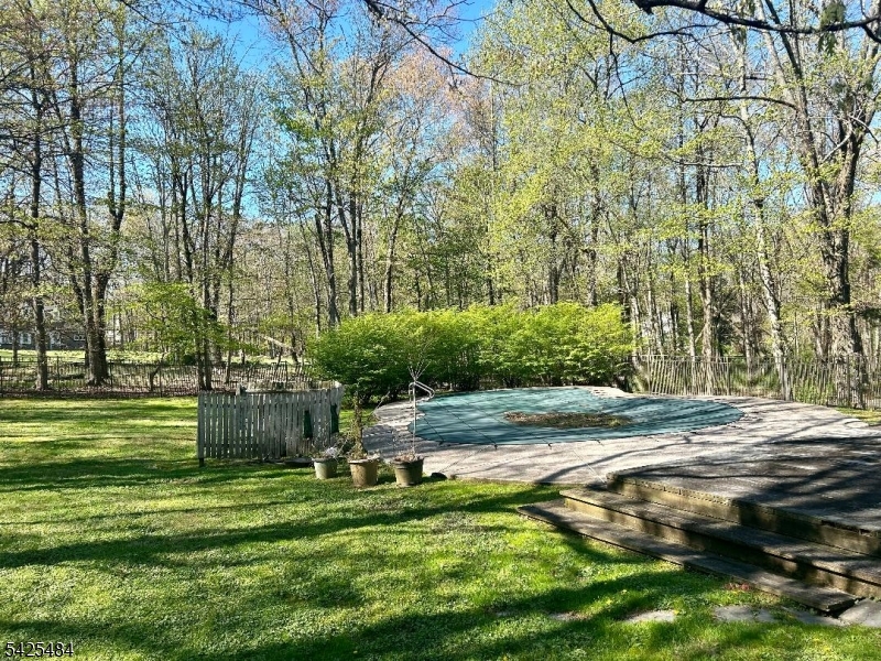 60 Meadowlark Drive Property Photo 3