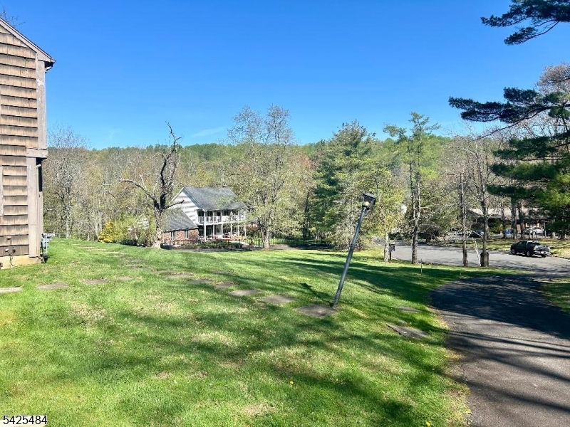 60 Meadowlark Drive Property Photo 8