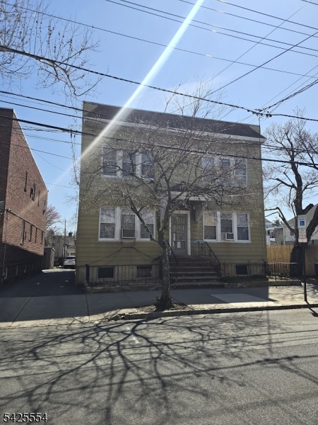 12 Frederick St Property Photo 3