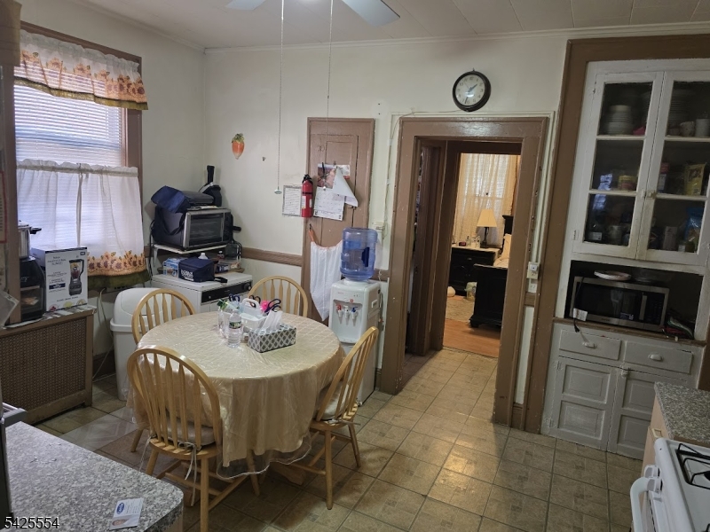 12 Frederick St Property Photo 13