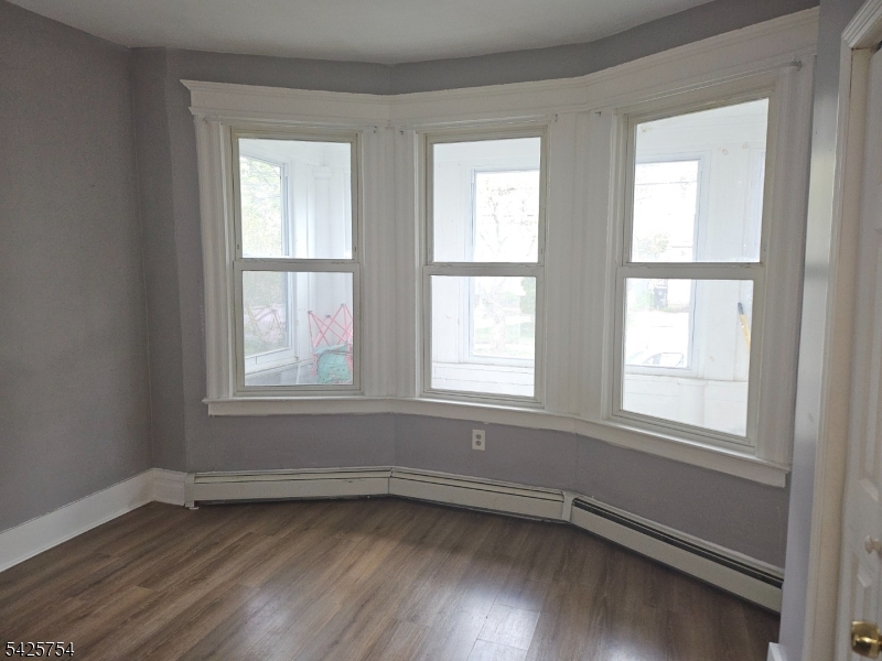 234 Smith St Property Photo 3