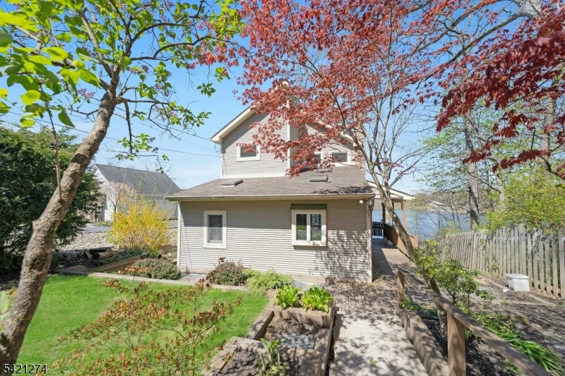 95 Wildwood Rd Property Photo 1
