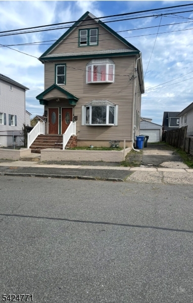 826 E. CURTIS STREET 2 Property Photo 1
