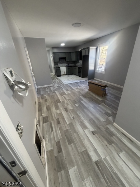 131 Huntington Ter Property Photo 1