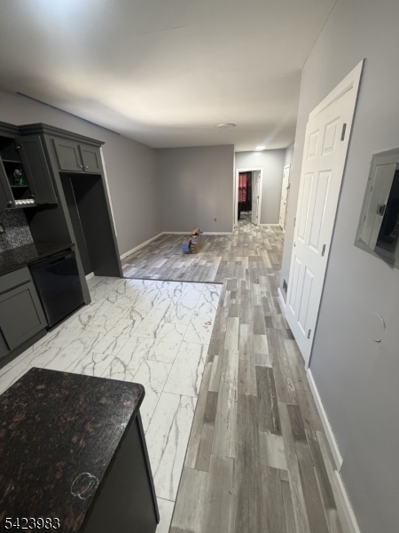 131 Huntington Ter Property Photo 6