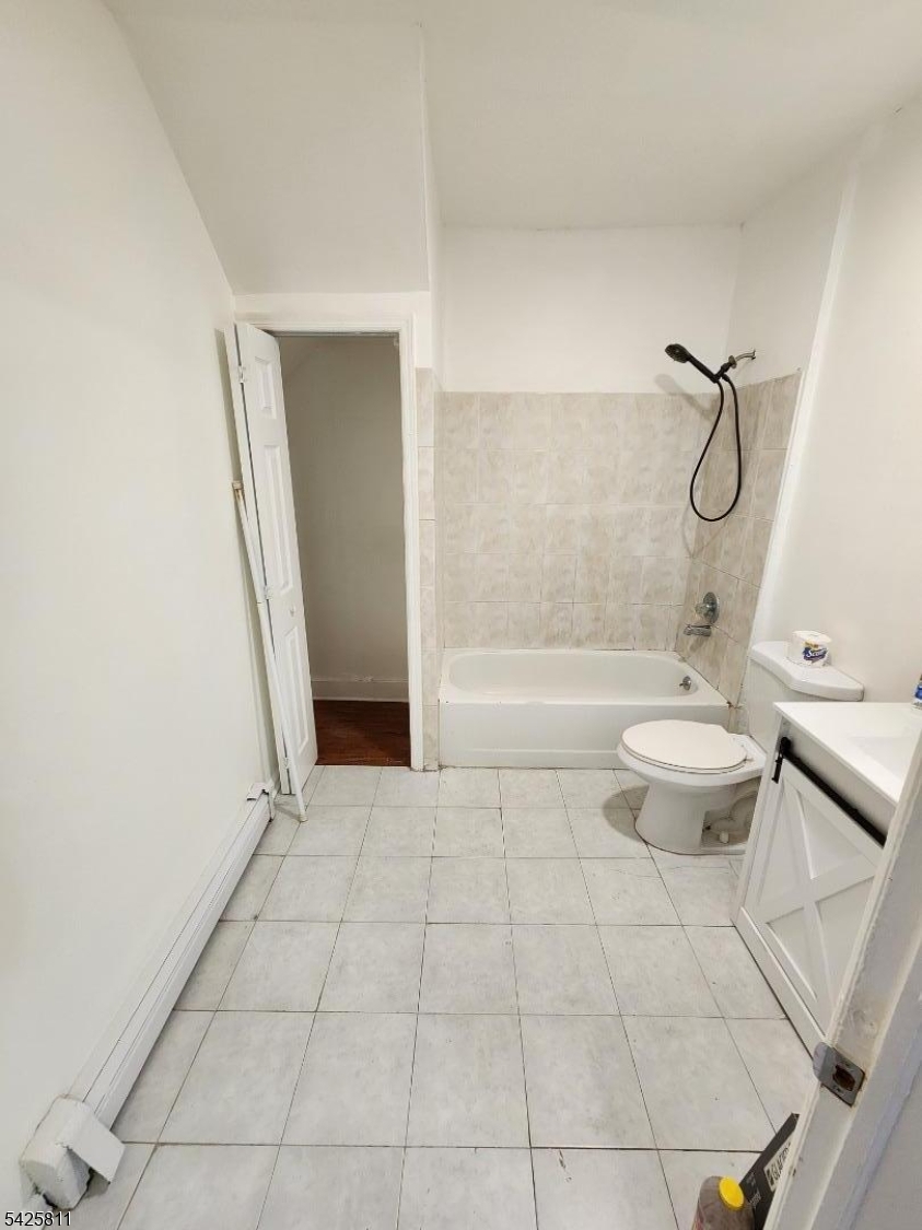 21 Belmont Ave Property Photo 10