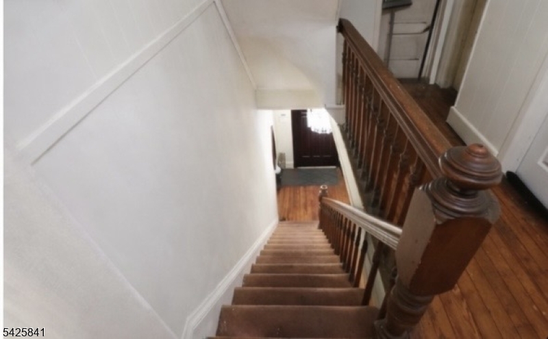 532 Fulton St Property Photo 4