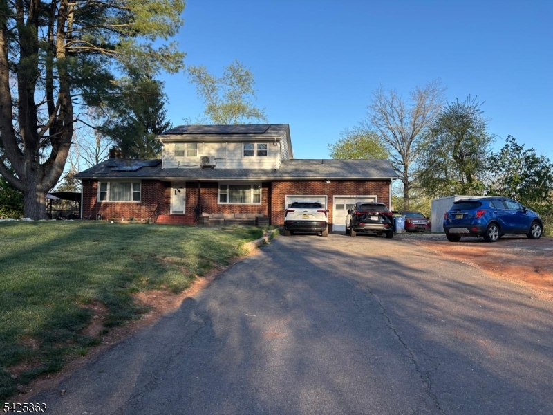 225 Sunnymead Rd Property Photo 11
