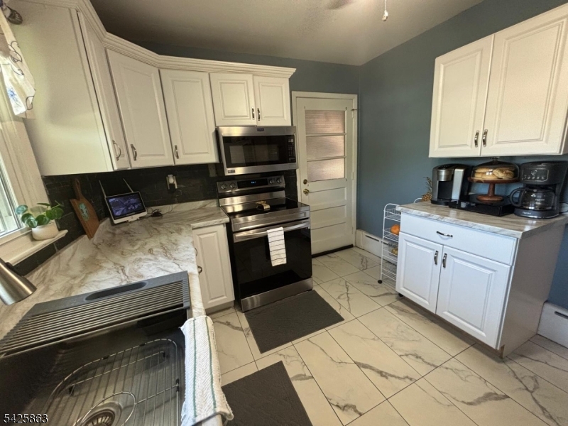 225 Sunnymead Rd Property Photo 44