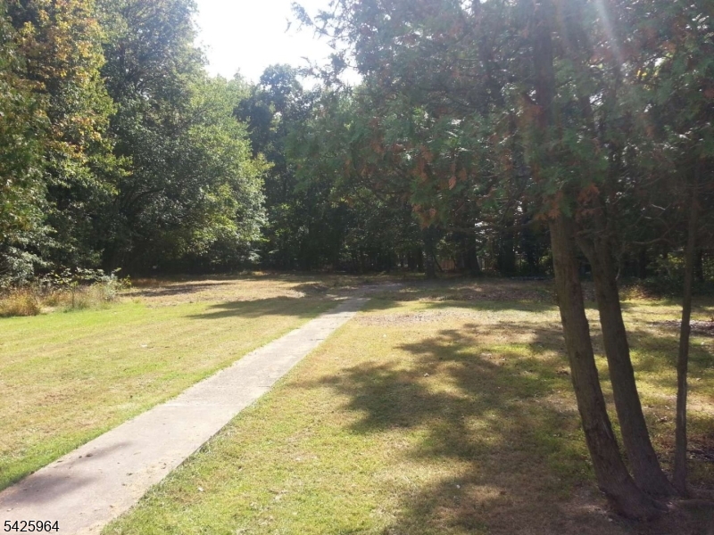 River Rd Property Photo 1