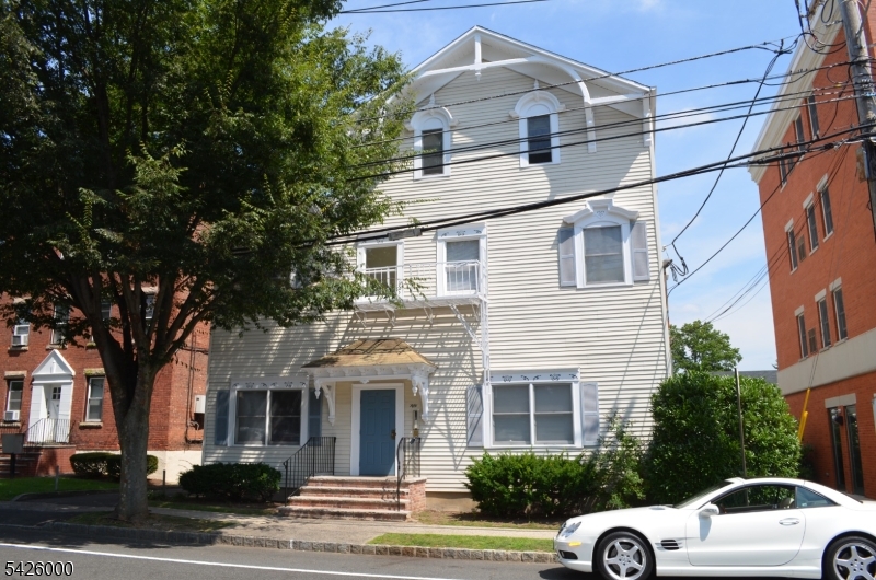 50 Cook Ave 1a Property Photo 1