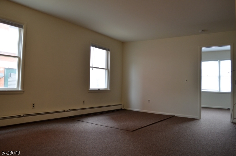 50 Cook Ave 1a Property Photo 3