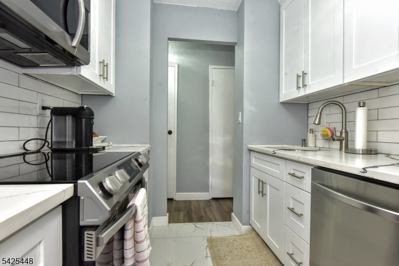 307 Prospect Ave 4 B Property Photo 20