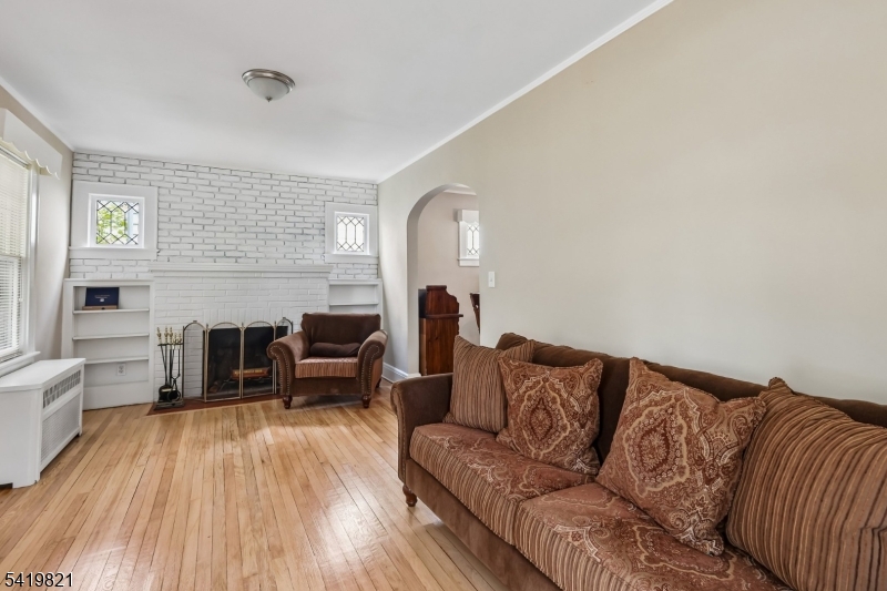 1089 Field Ave Property Photo 10