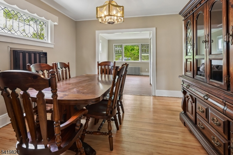 1089 Field Ave Property Photo 12