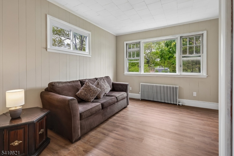 1089 Field Ave Property Photo 13