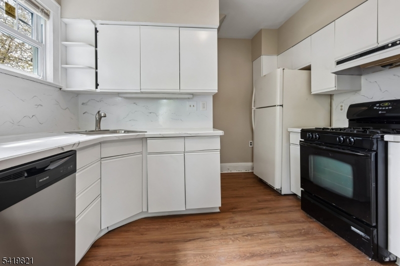 1089 Field Ave Property Photo 15