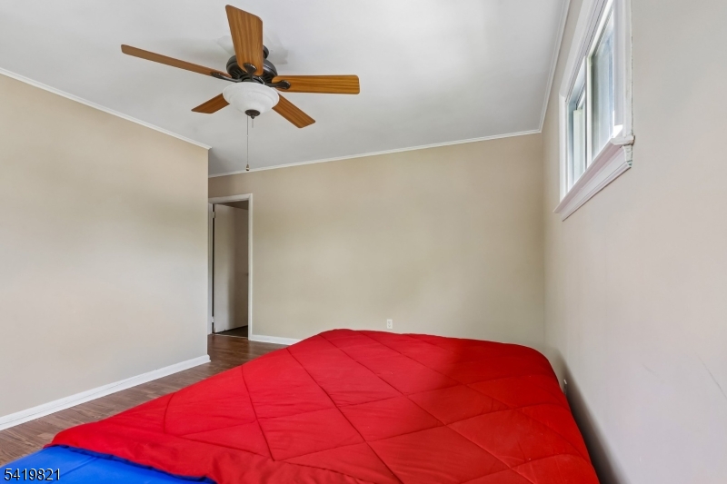 1089 Field Ave Property Photo 21