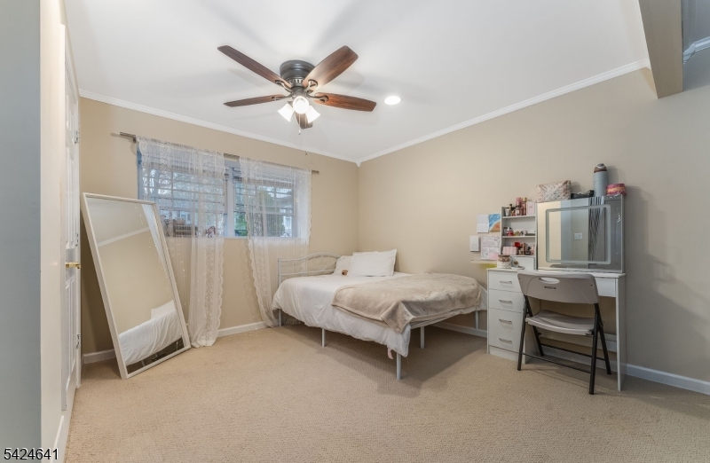 21 Marble St Property Photo 10