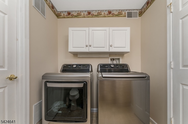 21 Marble St Property Photo 15