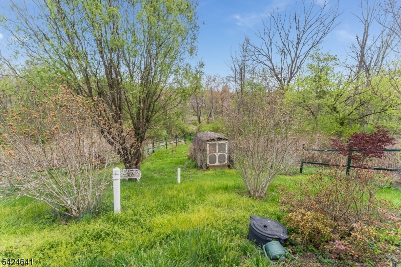 21 Marble St Property Photo 16