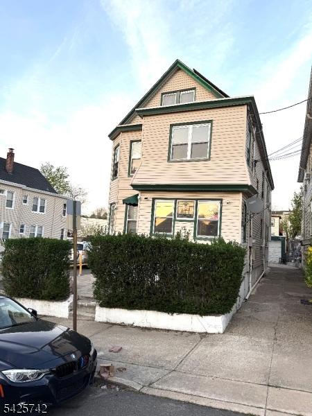 17 Quinn St Property Photo 15