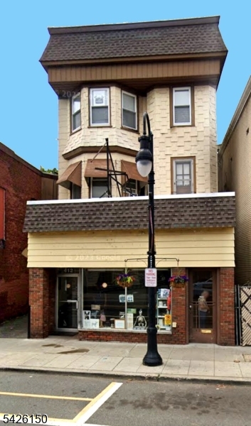 412 Broad St Property Photo 1