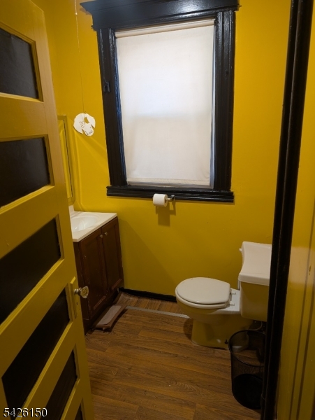 412 Broad St Property Photo 8