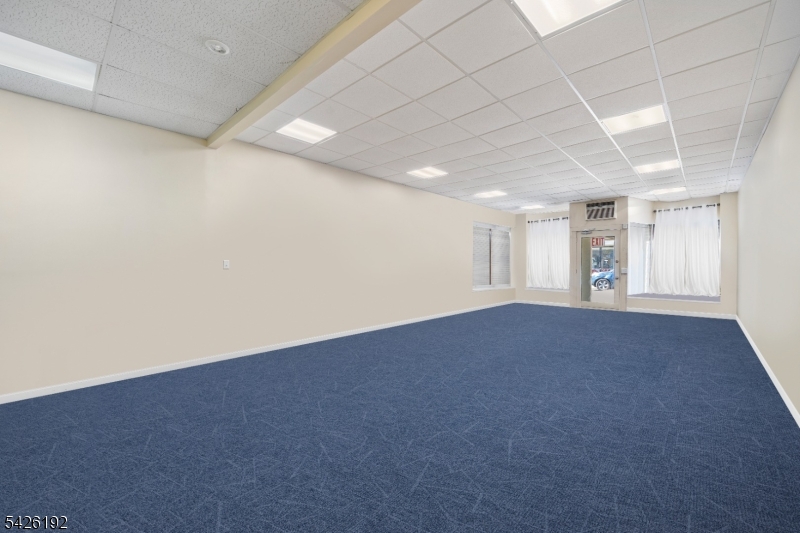 1553 Summit Ave Property Photo 16