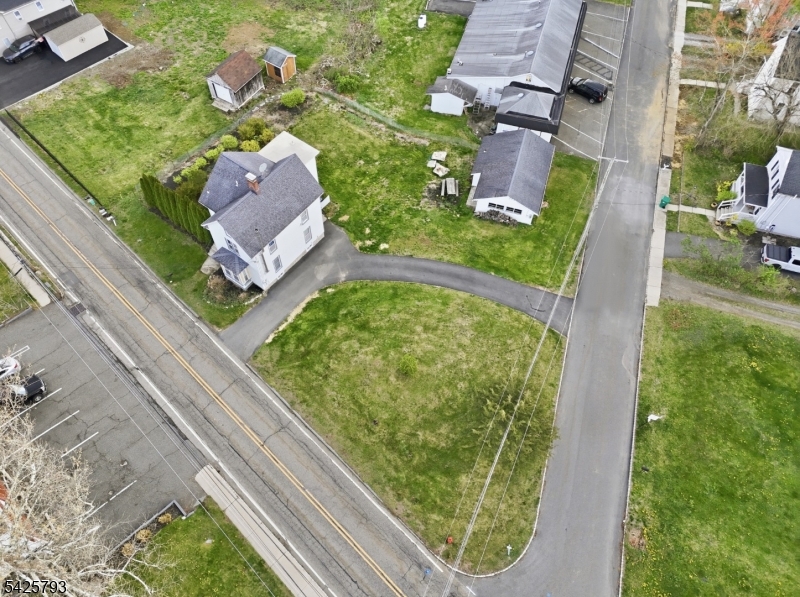10 Brighton Ave Property Photo 5