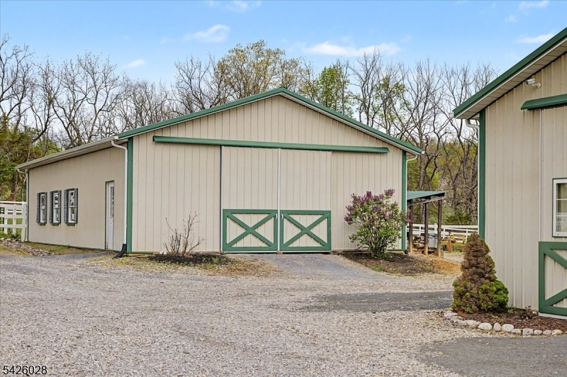 502 Woolf Rd Property Photo 30