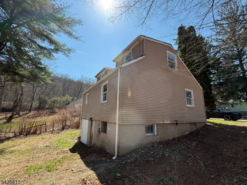 15 River Dr Property Photo 6