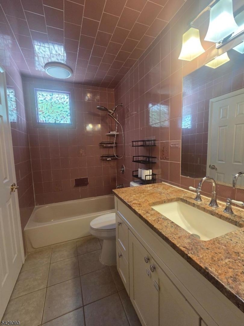 65 Shady Ln Property Photo 7