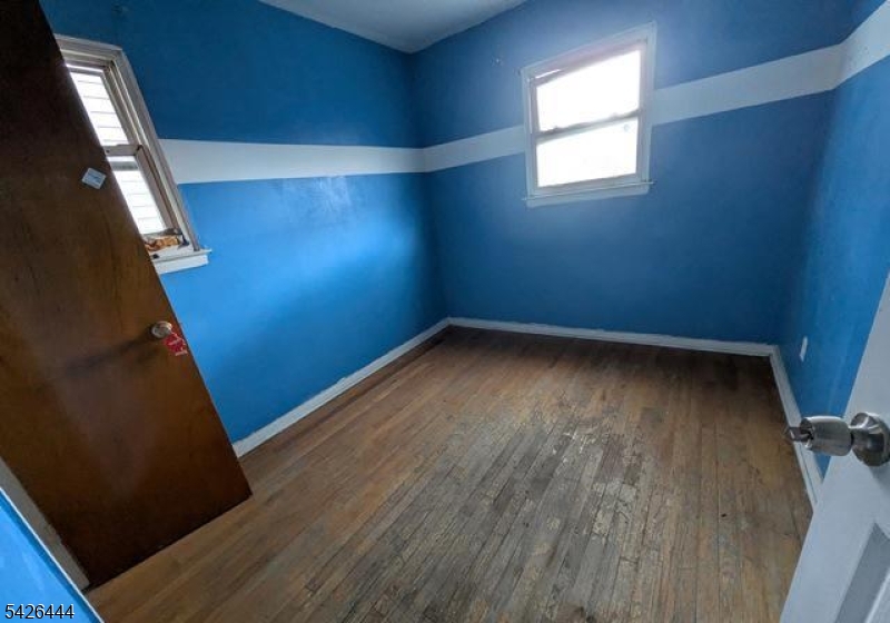 1437 Gehr Pl Property Photo 8