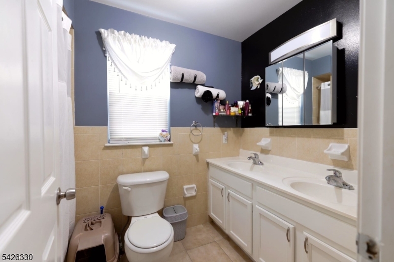 468 Irvine Turner Blvd Property Photo 13