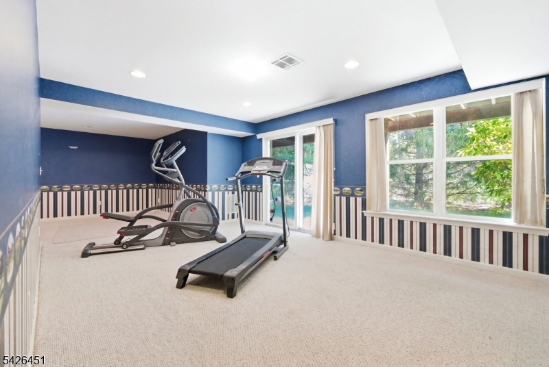 15 Aspen Ct Property Photo 28