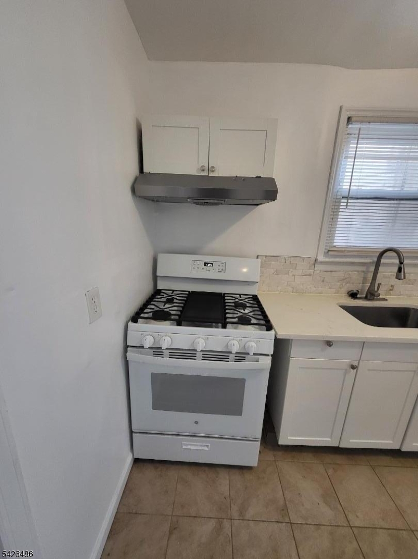 111 Pine St Property Photo 3