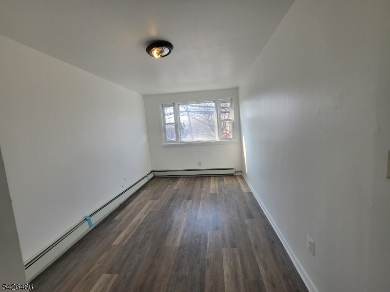 111 Pine St Property Photo 6