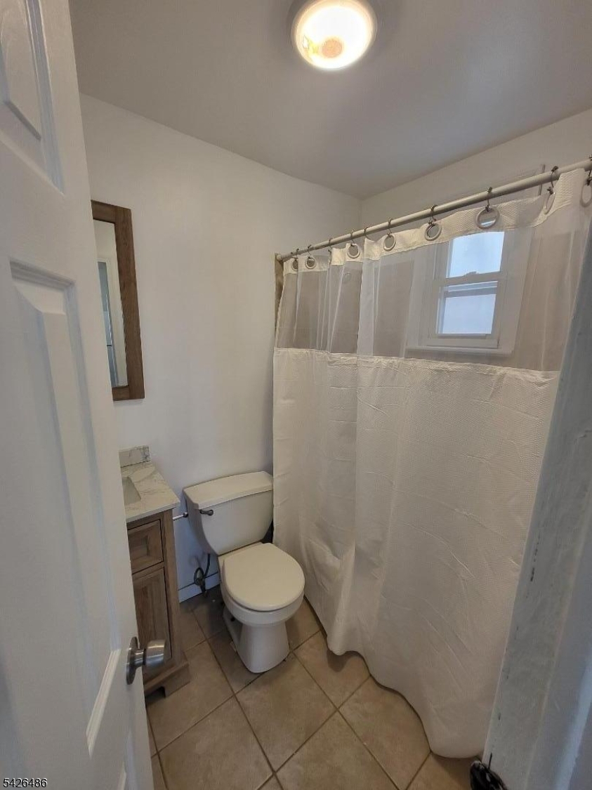 111 Pine St Property Photo 9