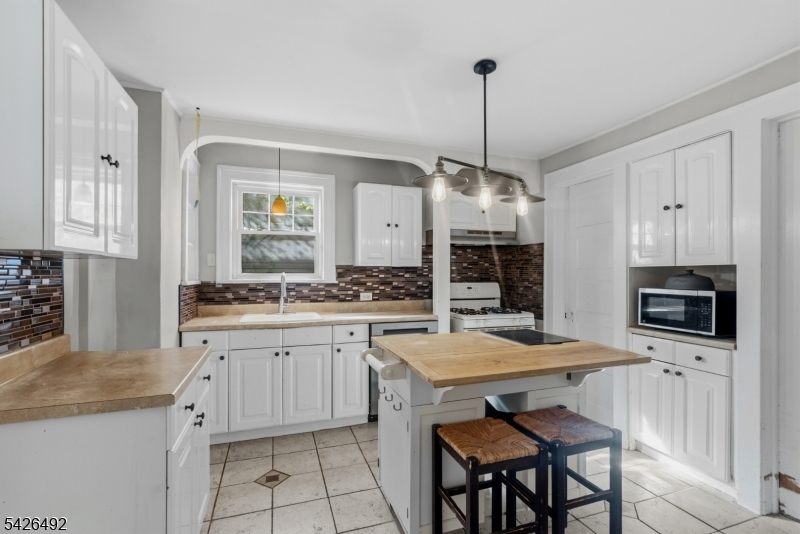 59 W Passaic St Property Photo 11