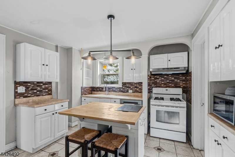 59 W Passaic St Property Photo 14